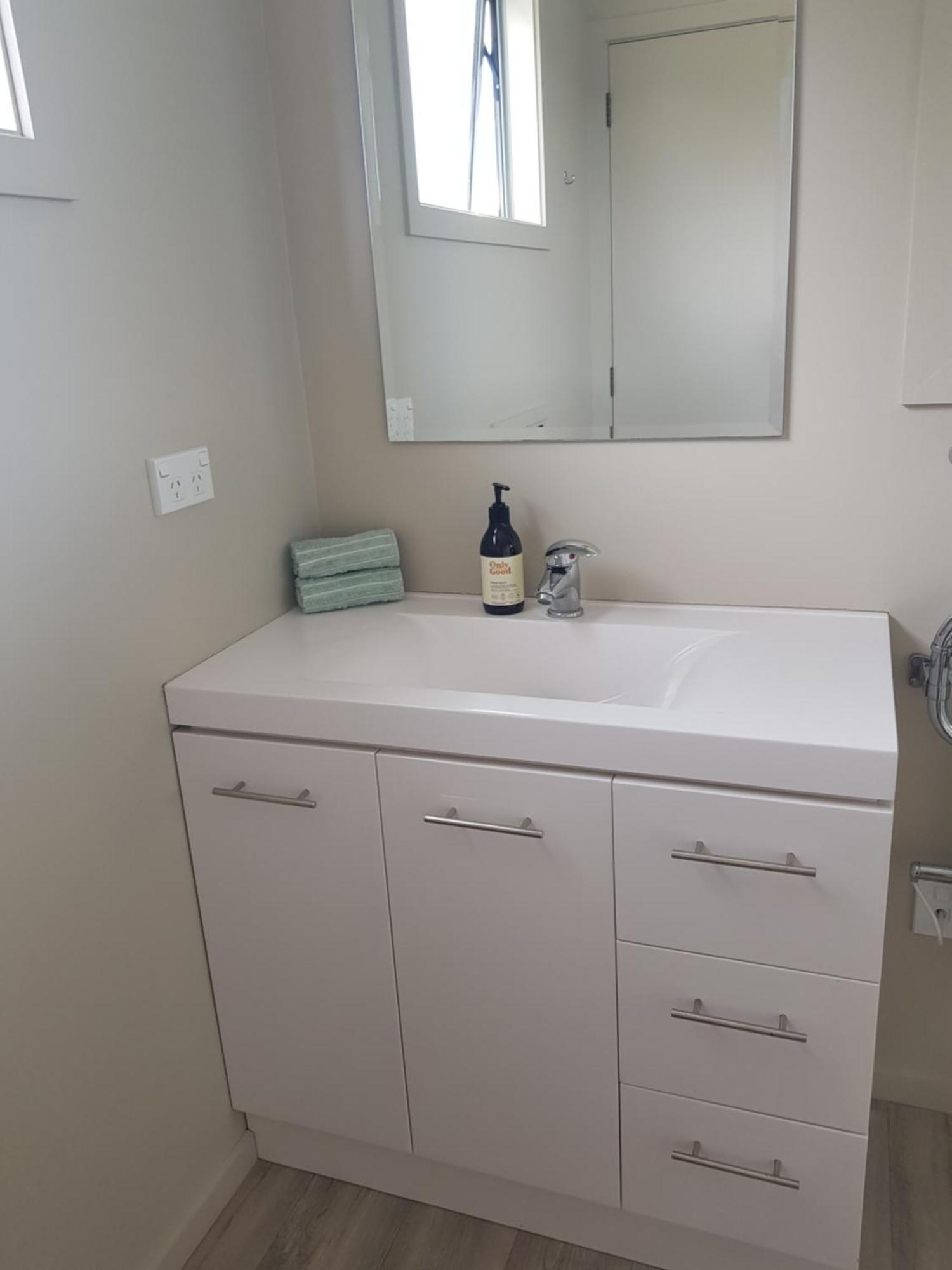 Lookout Apartment *